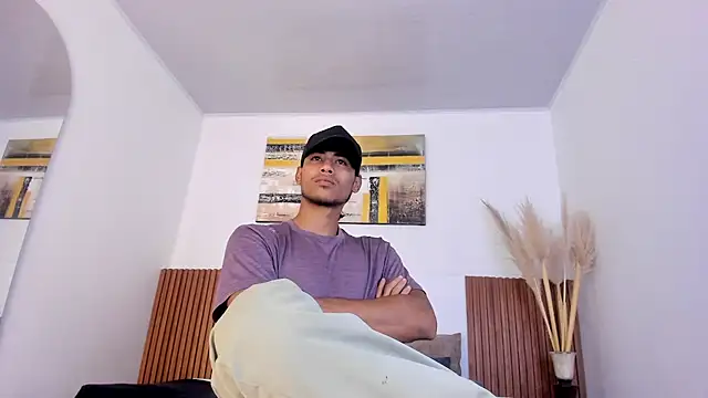 Snapshot of zander_2120 chatting on October 17, 2025, 1:14 pm zander 2120 online show from October 17, 2025, 1:14 pm