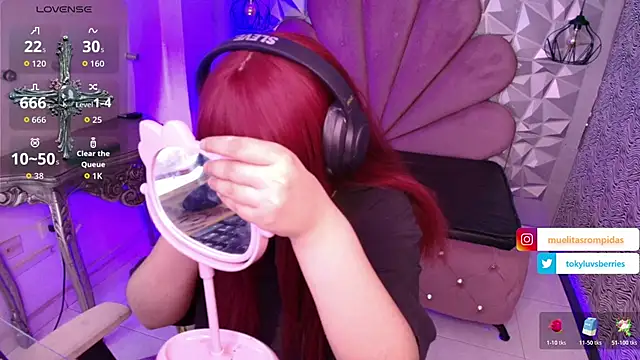 toky doll online show from December 5, 2025, 9:00 pm