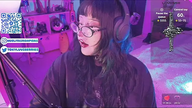 toky doll online show from April 29, 2026, 7:42 pm