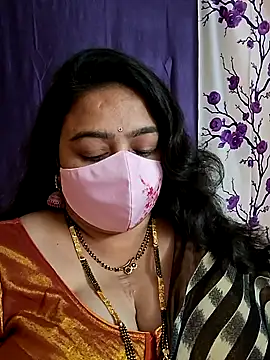 Snapshot of neelu-hoty chatting on January 8, 2025, 8:27 am neelu-hoty online show from January 8, 2025, 8:27 am