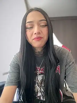 ANDREA FERRY online show from January 26, 2025, 10:02 pm