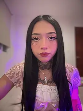 ANDREA FERRY online show from October 25, 2025, 3:14 am