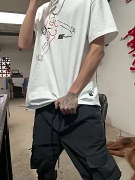 Snapshot of 27powercm chatting on February 27, 2026, 10:32 pm 27powercm online show from February 27, 2026, 10:32 pm