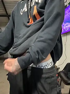 Snapshot of 27powercm chatting on March 23, 2026, 5:22 am 27powercm online show from March 23, 2026, 5:22 am