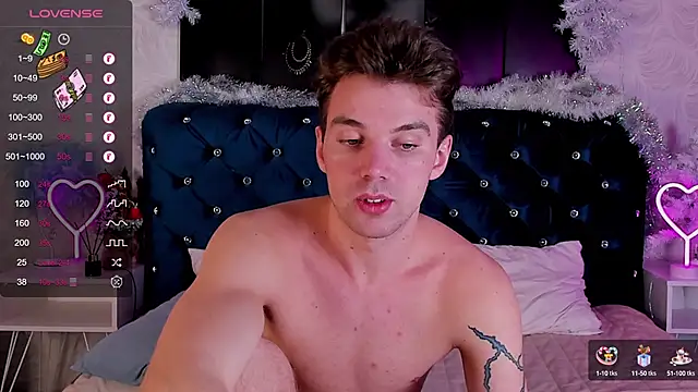 ArthurWhitee online show from January 10, 2025, 10:39 am
