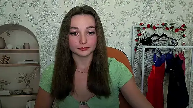 Snapshot of _Barbie_Kiss_ chatting on October 2, 2025, 2:24 pm  Barbie Kiss  online show from October 2, 2025, 2:24 pm