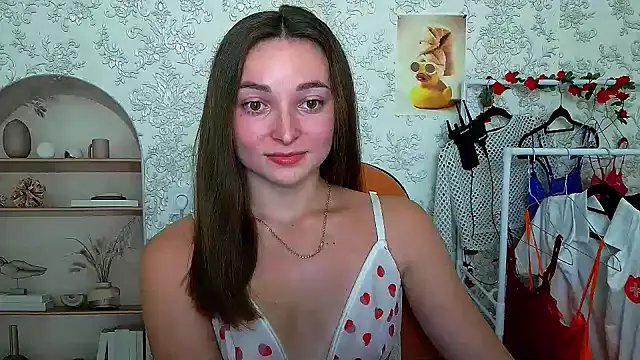 Snapshot of _Barbie_Kiss_ chatting on October 11, 2025, 1:53 pm  Barbie Kiss  online show from October 11, 2025, 1:53 pm