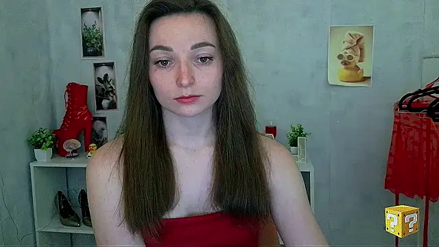 Barbie Kiss  online show from April 27, 2026, 1:42 pm