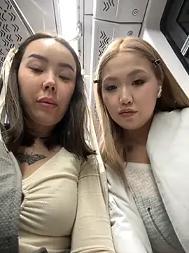 Snapshot of Asian_Asami chatting on December 4, 2025, 2:04 pm Asian Asami online show from December 4, 2025, 2:04 pm