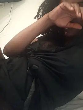 RebecApreta online show from November 24, 2025, 11:10 am