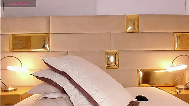 Arii stone online show from March 22, 2025, 7:04 am