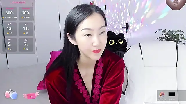 paopao-a online show from December 16, 2025, 3:39 pm