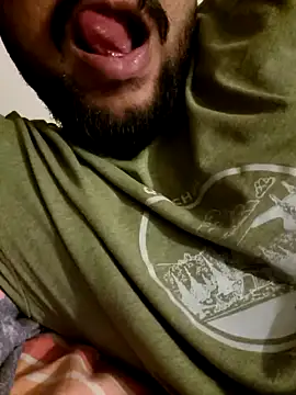 Snapshot of yourdreamman0705 chatting on December 15, 2024, 6:59 pm yourdreamman0705 online show from December 15, 2024, 6:59 pm