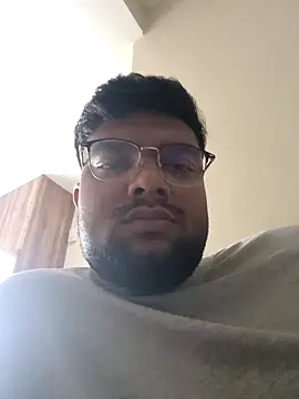 Snapshot of yourdreamman0705 chatting on January 6, 2025, 10:02 am yourdreamman0705 online show from January 6, 2025, 10:02 am