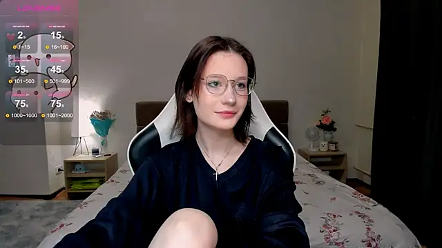 DearLia online show from February 1, 2025, 4:22 pm