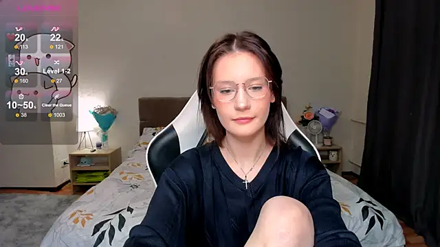 DearLia online show from February 13, 2025, 2:45 am