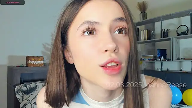 Snapshot of IoannaReese chatting on February 3, 2025, 10:25 am IoannaReese online show from February 3, 2025, 10:25 am