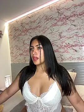 Snapshot of _Danaa chatting on September 30, 2025, 6:57 pm  Danaa online show from September 30, 2025, 6:57 pm