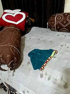 Chocolate stud10 online show from February 14, 2026, 9:00 pm