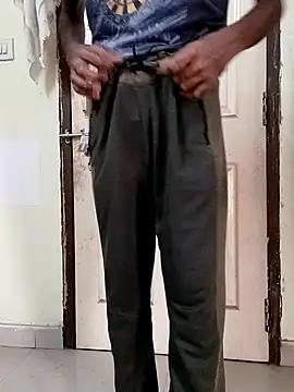 Chocolate stud10 online show from April 10, 2026, 7:02 am