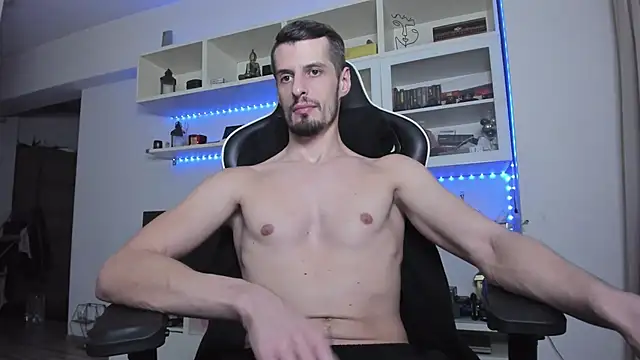 ToddClaytonn online show from November 26, 2025, 4:19 pm