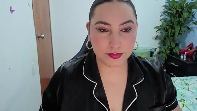 catalina boobs online show from July 17, 2026, 5:58 am