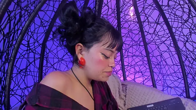 vanelope11 online show from February 7, 2025, 1:25 am