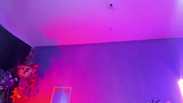 vanelope11 online show from March 18, 2025, 9:53 pm