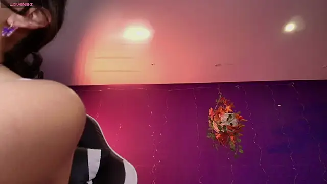 vanelope11 online show from October 28, 2025, 6:54 pm