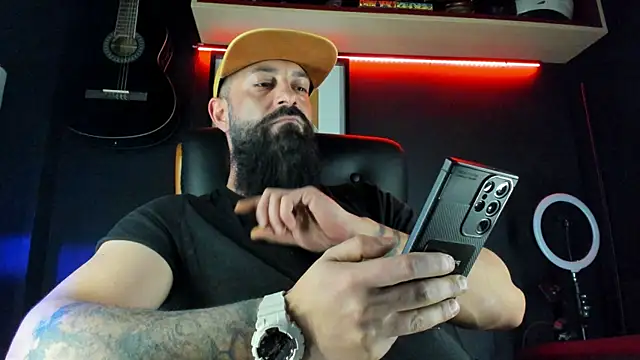 axxelrich  online show from January 26, 2025, 4:51 pm