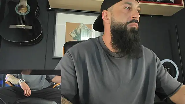 axxelrich  online show from February 16, 2025, 10:43 am