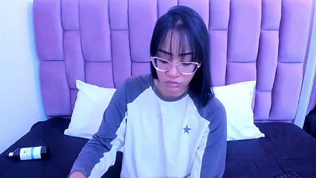 AriannaDavis online show from February 18, 2025, 9:54 am