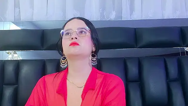 Snapshot of DahianaMoss chatting on March 18, 2026, 11:57 am DahianaMoss online show from March 18, 2026, 11:57 am