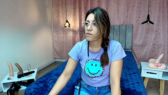 VioletaScott  online show from December 14, 2024, 12:12 pm