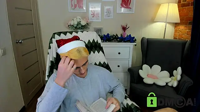 Snapshot of Ul_Tima chatting on December 28, 2024, 3:37 am Ul Tima online show from December 28, 2024, 3:37 am