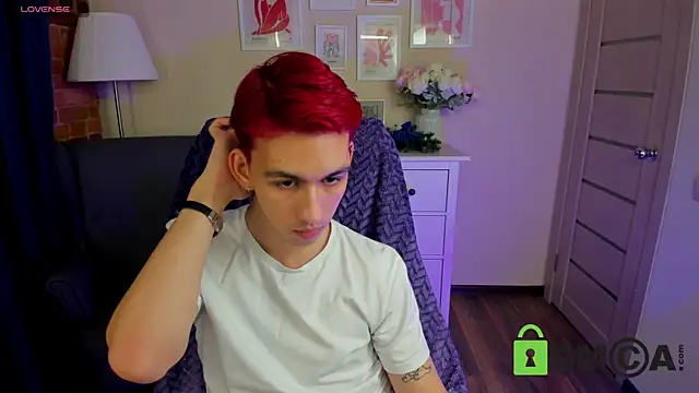 Snapshot of Ul_Tima chatting on January 4, 2025, 1:21 am Ul Tima online show from January 4, 2025, 1:21 am