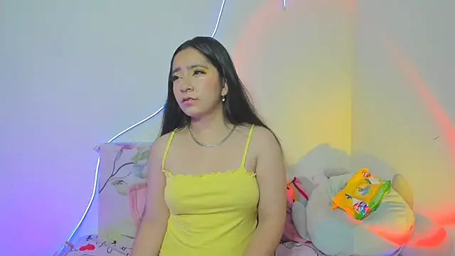 litle mily  online show from October 30, 2025, 9:26 pm