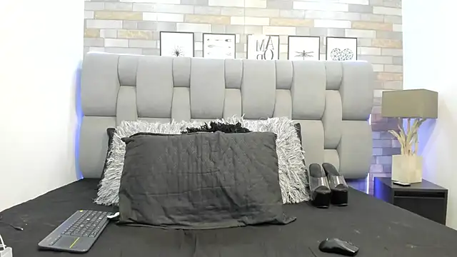 Snapshot of KariinaTaylor chatting on March 30, 2026, 5:25 pm KariinaTaylor online show from March 30, 2026, 5:25 pm