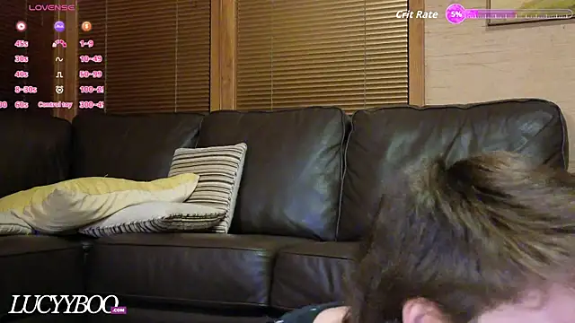 lovelylucyy online show from January 7, 2026, 12:57 am