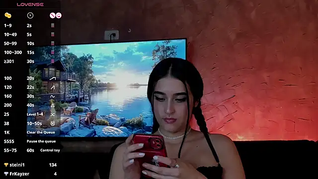 Snapshot of Charlotte_greys chatting on February 21, 2025, 12:49 am Charlotte greys online show from February 21, 2025, 12:49 am