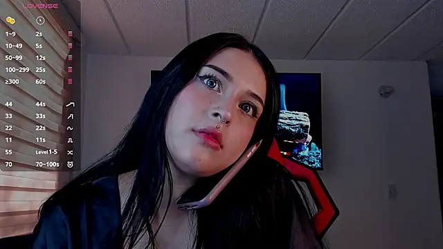 Snapshot of Charlotte_greys chatting on September 16, 2025, 8:21 pm Charlotte greys online show from September 16, 2025, 8:21 pm