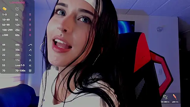 Snapshot of Charlotte_greys chatting on September 18, 2025, 8:22 pm Charlotte greys online show from September 18, 2025, 8:22 pm