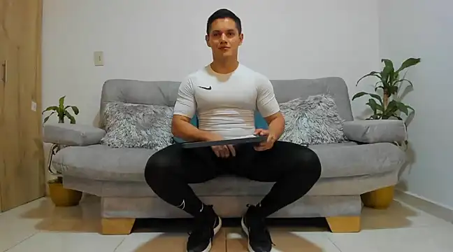 julian wallace online show from December 10, 2024, 12:17 am