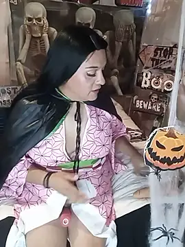 Snapshot of JOSSYANNE chatting on October 25, 2025, 6:43 am JOSSYANNE online show from October 25, 2025, 6:43 am