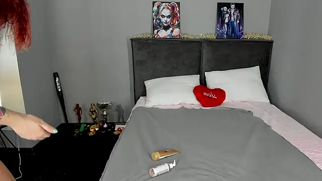 Snapshot of MuscleXXXBarbie chatting on February 12, 2026, 9:04 am MuscleXXXBarbie online show from February 12, 2026, 9:04 am