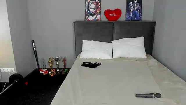 MuscleXXXBarbie online show from June 13, 2026, 3:48 am