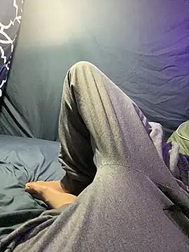 BigMac1596 online show from November 29, 2025, 11:13 am