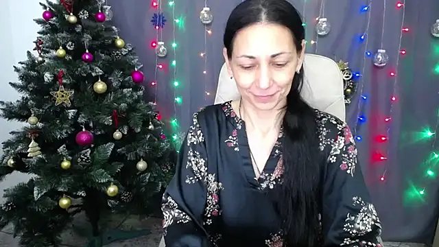 Snapshot of LiluGrants chatting on December 31, 2024, 4:16 am LiluGrants online show from December 31, 2024, 4:16 am