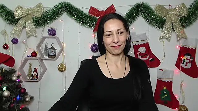 Snapshot of LiluGrants chatting on January 4, 2025, 10:45 pm LiluGrants online show from January 4, 2025, 10:45 pm