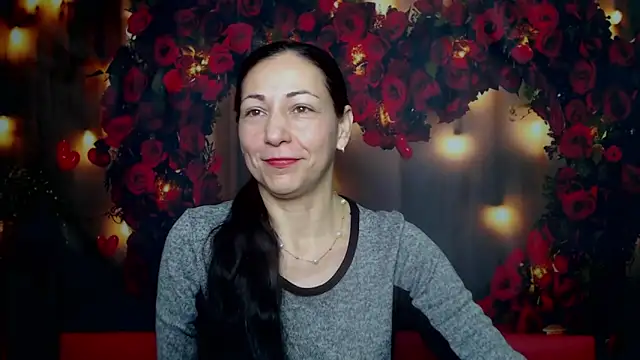 Snapshot of LiluGrants chatting on February 8, 2025, 7:04 am LiluGrants online show from February 8, 2025, 7:04 am